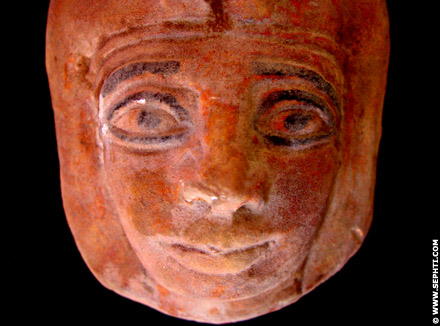 Mummie masker van een jonge dame.