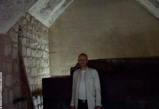 In een Tombe bij Saqqara.