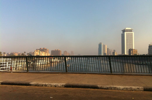 Brug over de Nijl in Cairo.