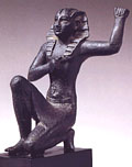 Pharaoh in traditionele houding.